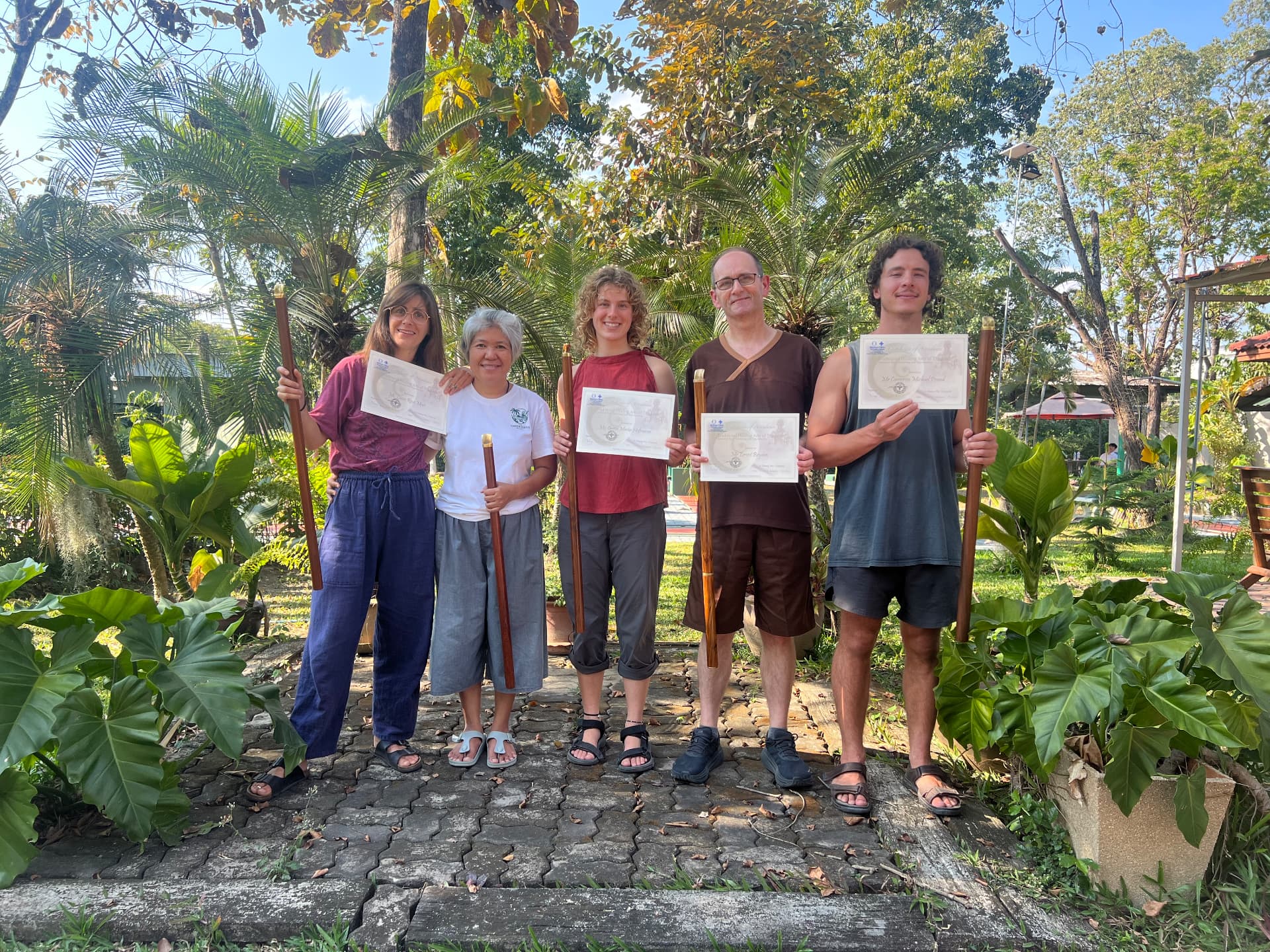 Professional Amataros (Amatarot) course participants with certificates at Sirichan Thai Healing Center